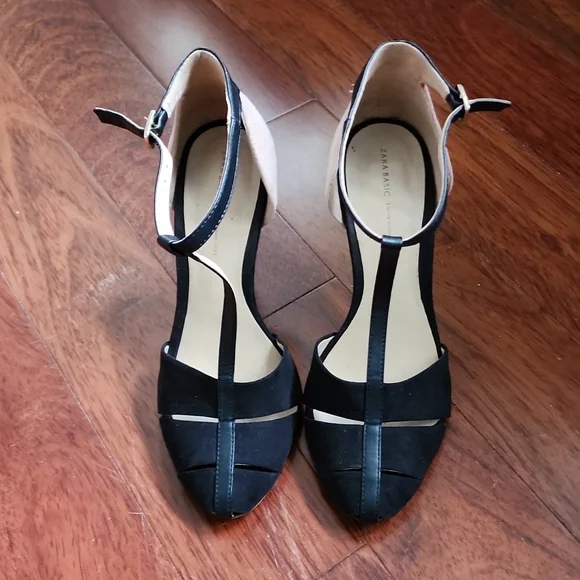 Zara Heels - Picture 2 of 5